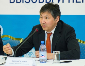 Министр образования Ерлан Сагадиев возглавил комиссию по распределению грантов
